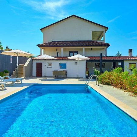 Holiday House Emma Burići Exteriér fotografie